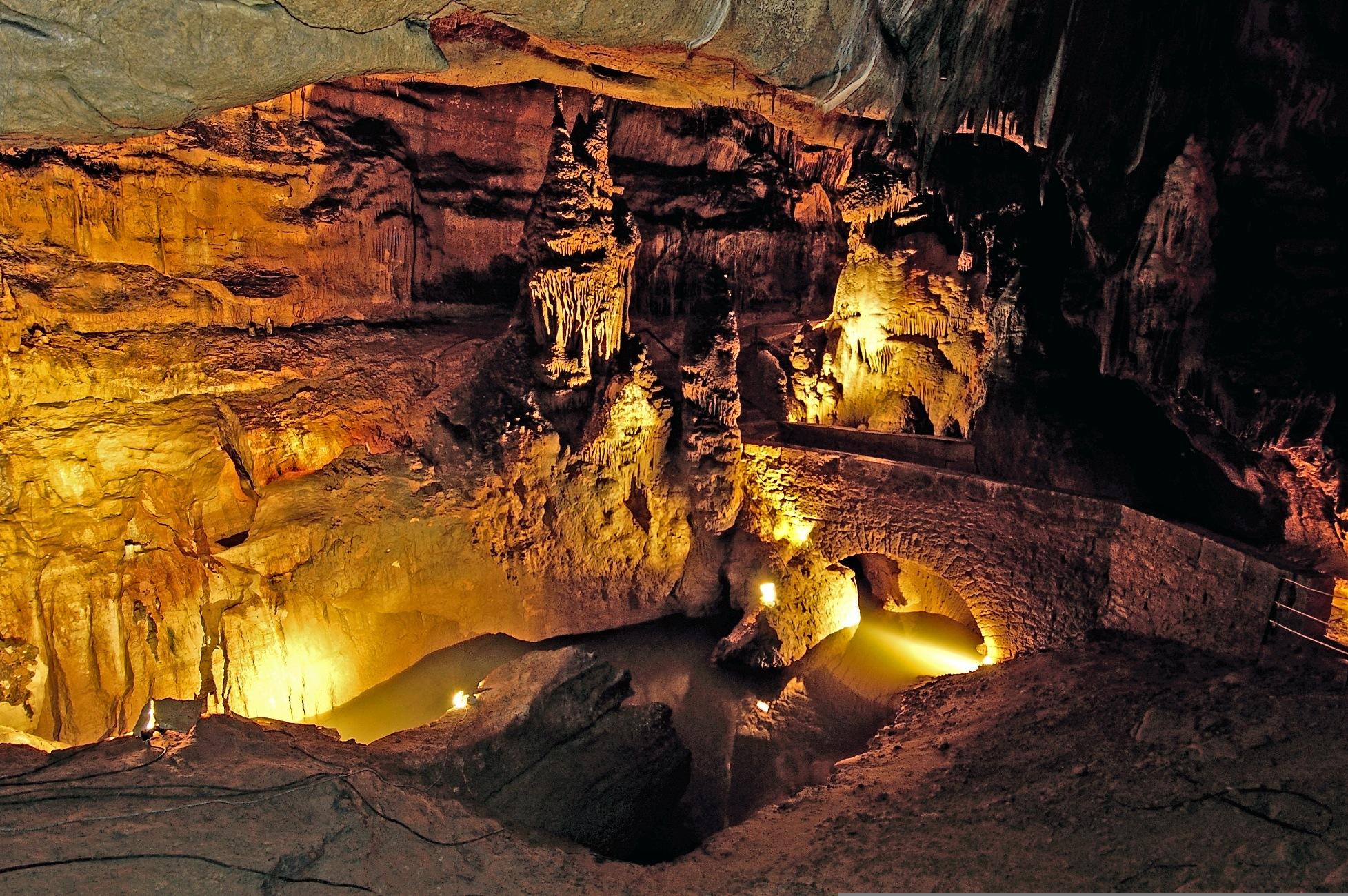 Grotte d'Osselle in der Region Franche-Comté.