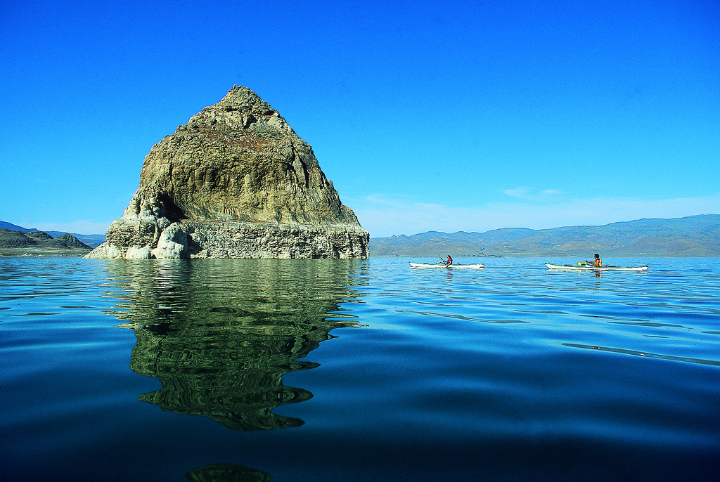 Der Pyramid Lake umfasst 125.000 Hektar und ist damit einer der größten natürlichen Seen in Nevada.