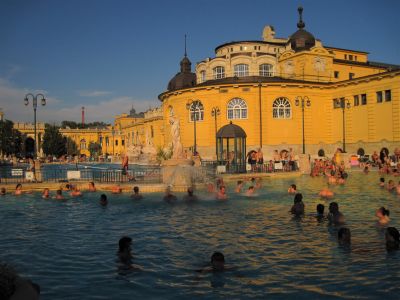 Das Széchenyi-Heilbad. Budapest.