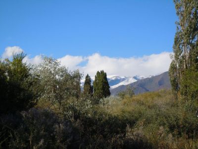 Die Berge um Yssykköl sind bis zum 7000m hoch.