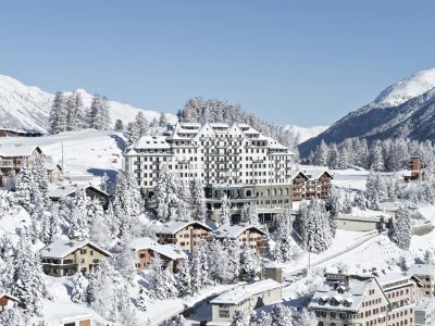 Carlton Hotel St. Moritz im Winter.