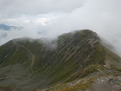 Das Jakobshorn im Nebel - vom höchsten Punkt aus.