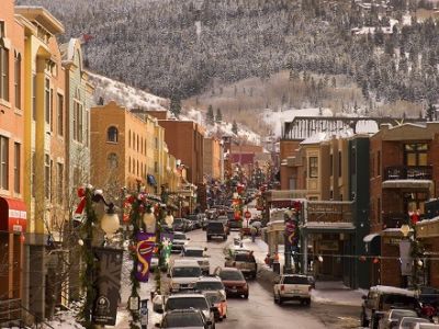 Die Main Street der Stadt Park City in dem US Bundesstaat Utah.