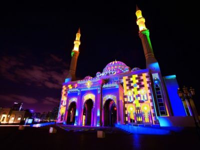 Das Sharjah Light Festival.