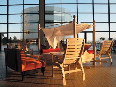 Stylisch flittern im ersten sich drehenden Hotel der Welt: