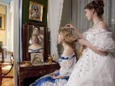 Schönheitsschau im kaiserlichen Schloss