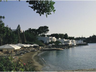 Minos Beach Art Hotel