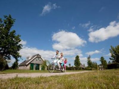 „Radfahren und Genießen“ von den Landal Ferienparks aus