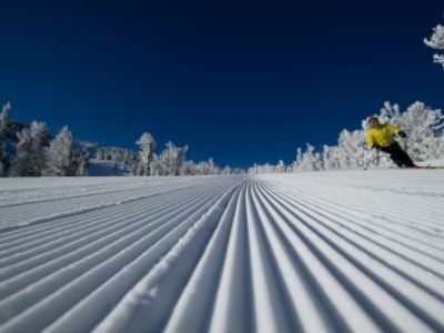 Gratis Frühjahrs-Skifahren in den kalifornischen Vail Resorts