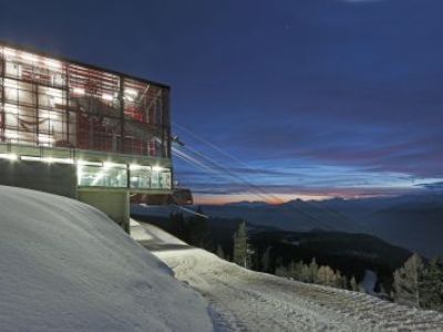 Schneezauber, Hüttenschmankerl und Musikgenuss