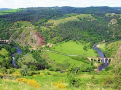 Wandern im Tal des Allier