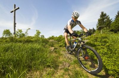 Mit Rennrad und Mountainbike über das "Grüne Dach Europas"