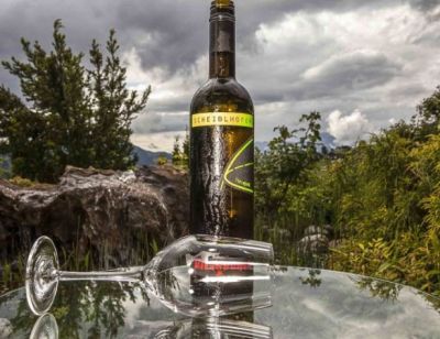 "The Legend. 2011" -